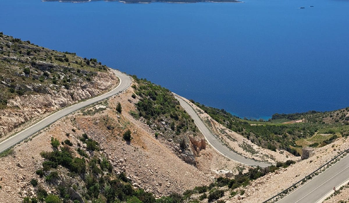 Pogled z zahodnega dela otoka Brač