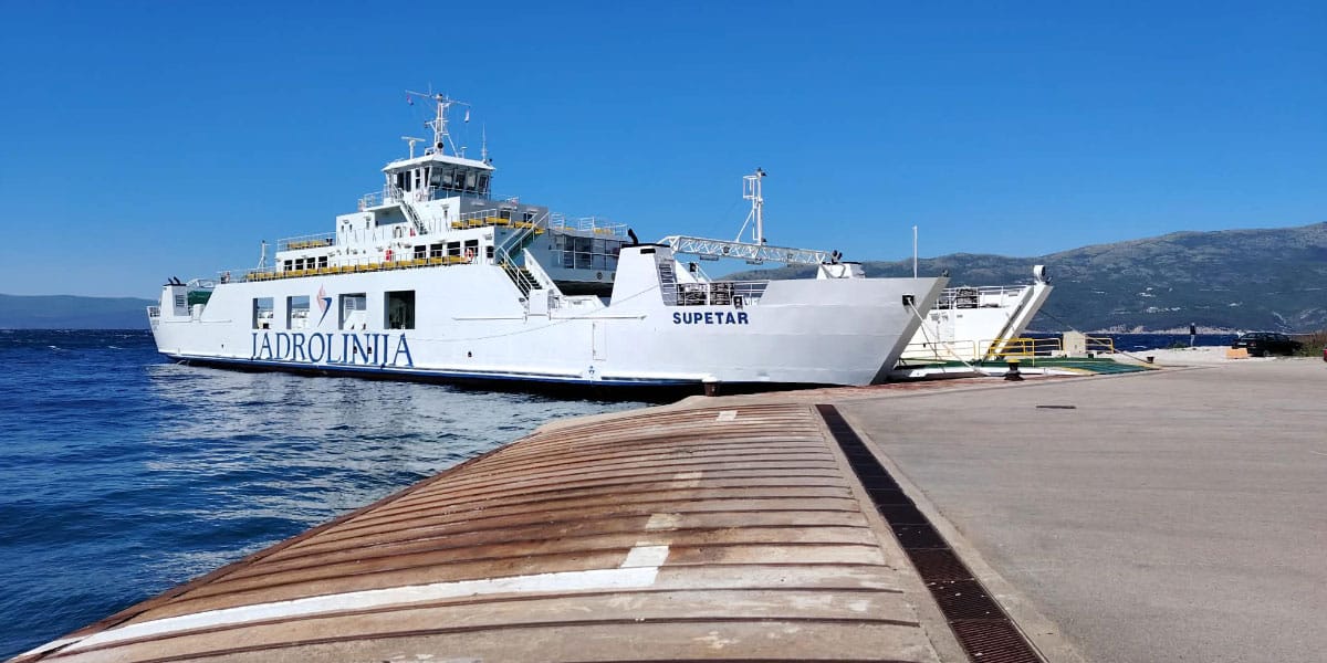 Trajektno pristanišče Porozina