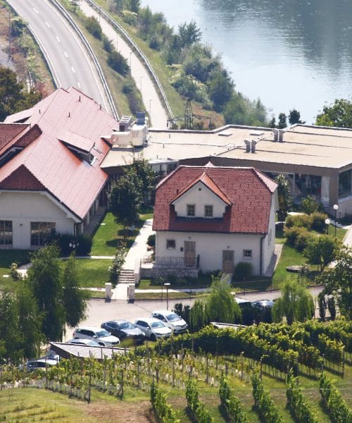 Znani posavski kompleks Tri lučke je naprodaj, toliko evrov želijo za njega