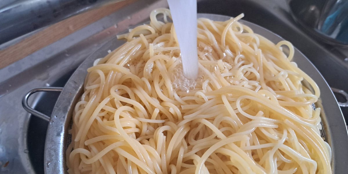 Tudi vi umivate špagete? Morda pa ni dobra ideja