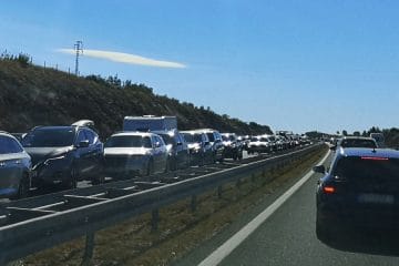 Slovenci, pozor: podaljšan vikend na Hrvaškem lahko napolni avtoceste proti morju
