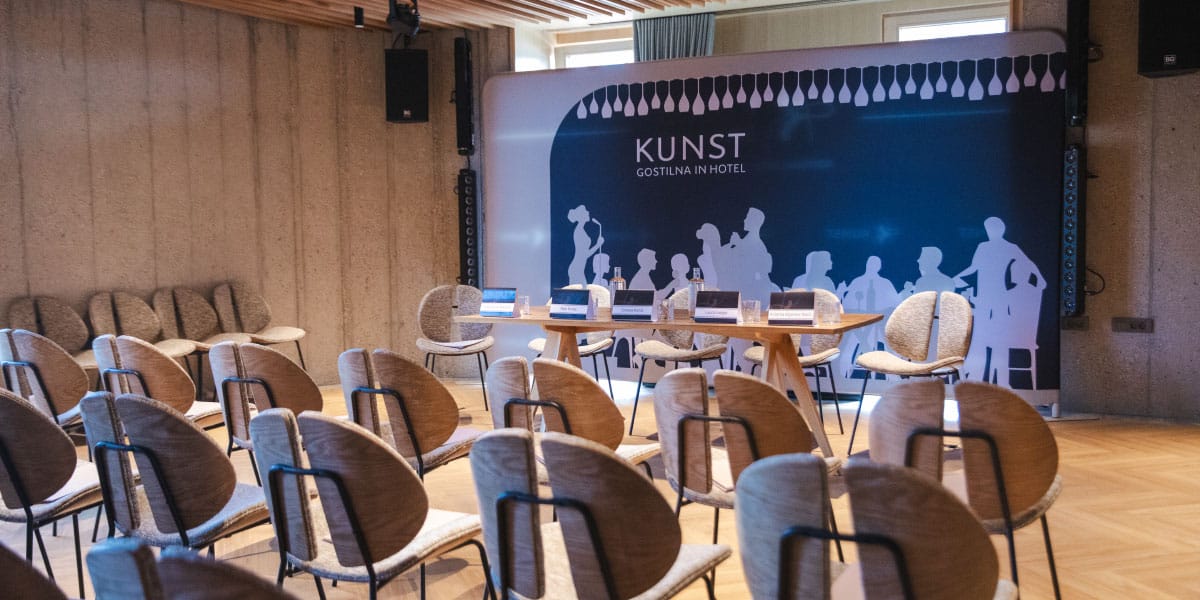 Konferenčna dvorana