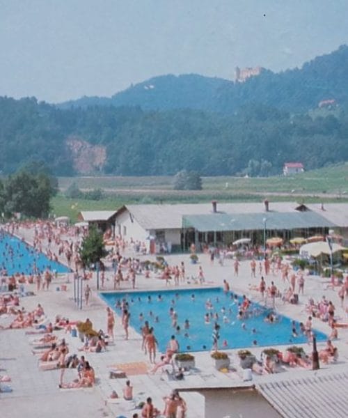Tako smo nekoč preživljali vroča poletja: bazeni, senca in dan, ki je trajal do večera