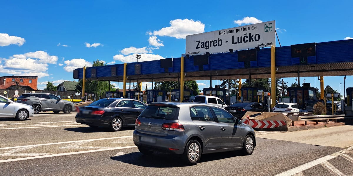 Cestninska postaja Lučko