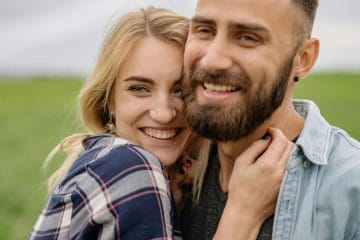 Šest tihih težav odraslih, ki so v otroštvu pogrešali materinsko toplino