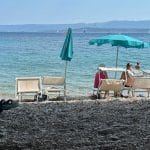 Plaža, morje, ležalniki