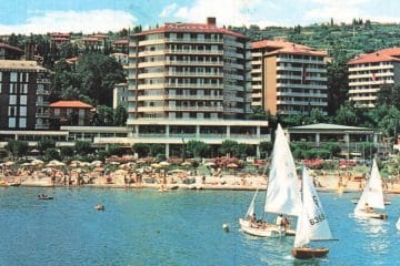 Stare razglednice Portoroža: podobe kraja, ki je znal iz morja narediti obljubo