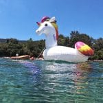 Napihljiva igrača na plaži