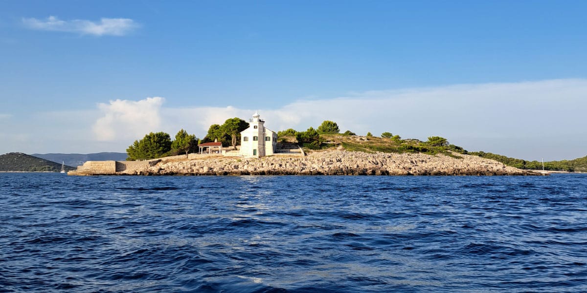 Svetilnik Prišnjak, Murter