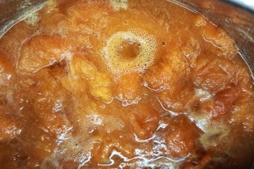 Trik za najboljšo gosto marelično marmelado, ki ne steče z žlice