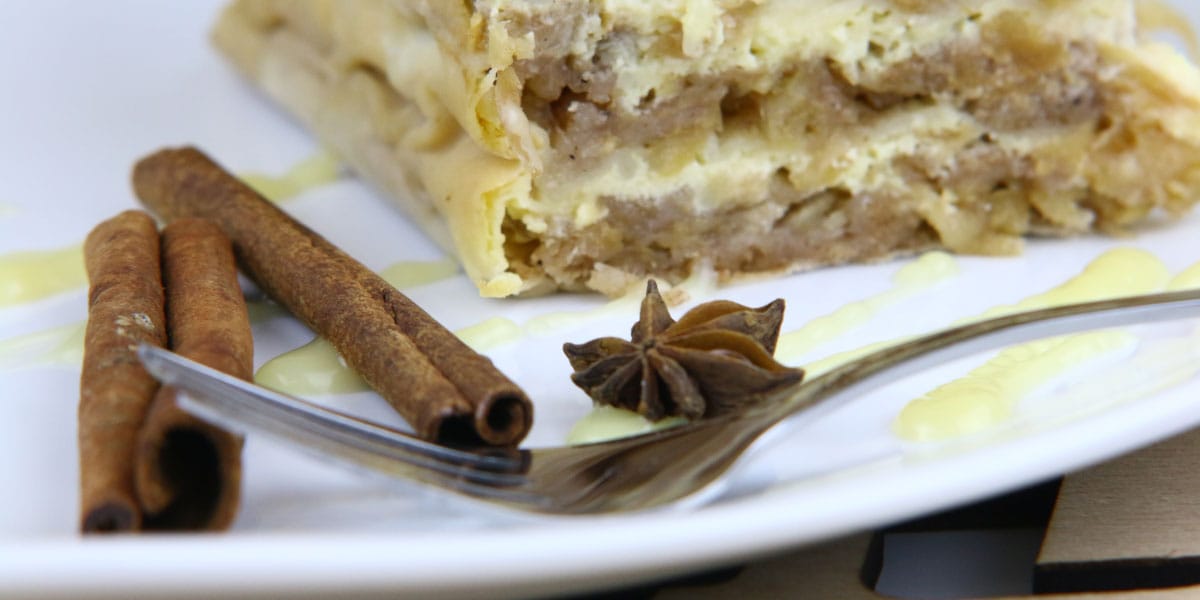 Jabolčni štrudl