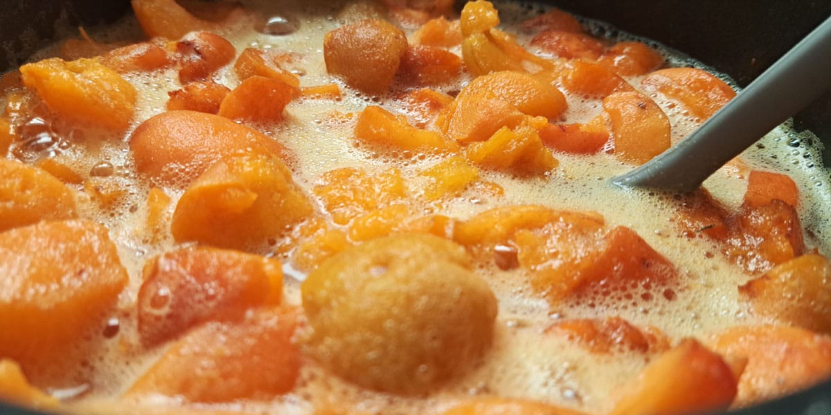 Kuhanje marmelade, marelica
