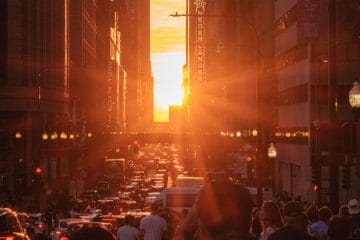 Manhattanhenge: konec tedna, ko se sonce v New Yorku ujame med nebotičnike