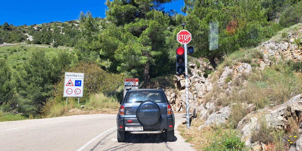 Predor Pitve, Hvar