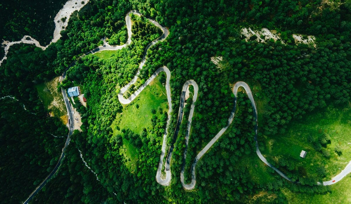 Cesta na Vršič, Foto: Miha Rekar / Unsplash