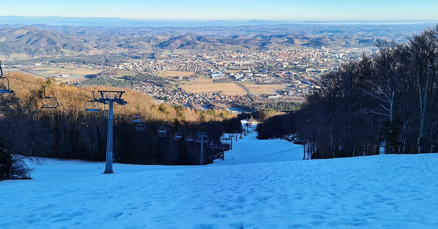 Sezonske vozovnice za Pohorje po nižji ceni, toda ugodnost bo trajala le devet dni