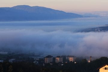 Zakaj je na Krškem polju zjutraj lahko megla, nekaj kilometrov stran pa jasno nebo