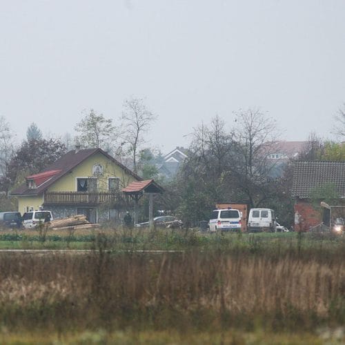 Kerinov Grm še ne bo varnostno tvegano območje, zvečer pa slišali streljanje