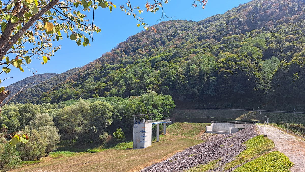 Pregrada za Vonarsko jezero