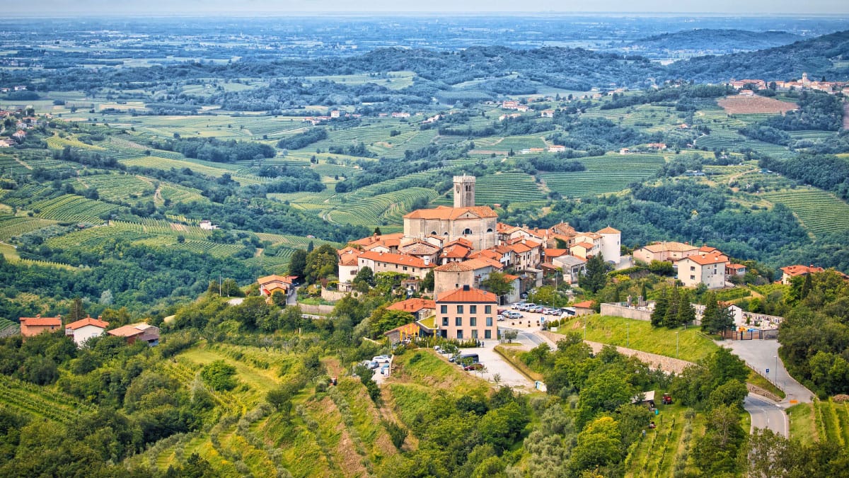 Slovenija ima nov temperaturni rekord: v Novi Gorici izmerili kar 41,1 °C