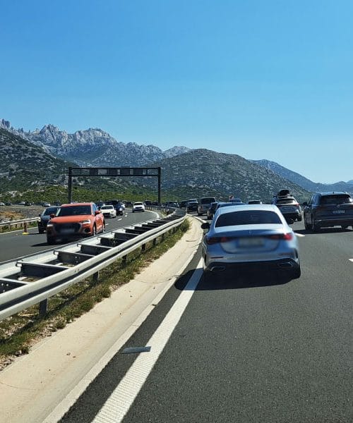 Z električnim avtomobilom na Hrvaško: kje so polnilnice ob avtocesti?