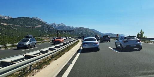 Z električnim avtomobilom na Hrvaško: kje so polnilnice ob avtocesti?