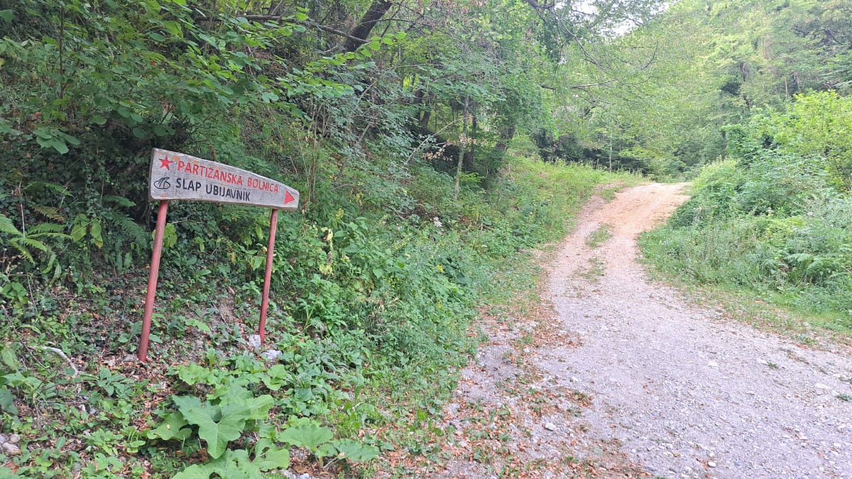 Začetek poti na slap Ubijavnik