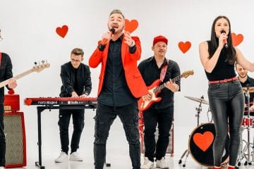 Dejan Dogaja z novo skladbo Moje srce poplesava (VIDEO)