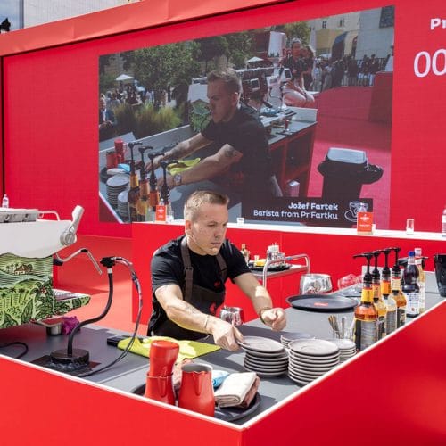 Jožef Fartek na Dunaju tretji med najboljšimi baristi, skupna zmaga v Moldavijo