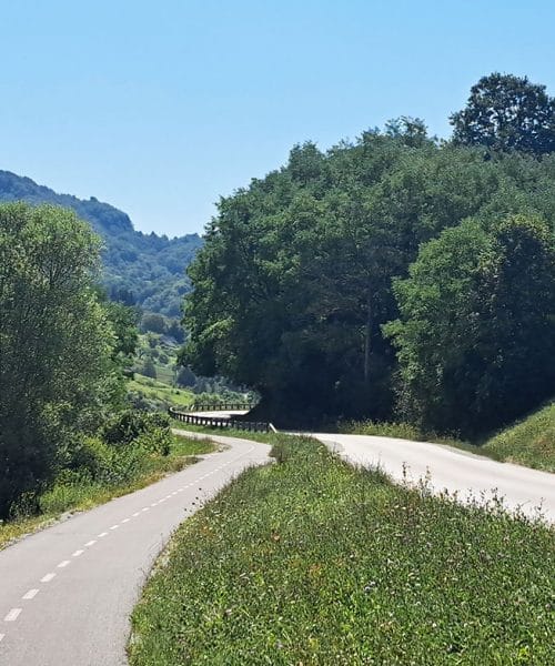 Odprtih 16 kilometrov nove kolesarske povezave od Šentjurja proti Rogatcu