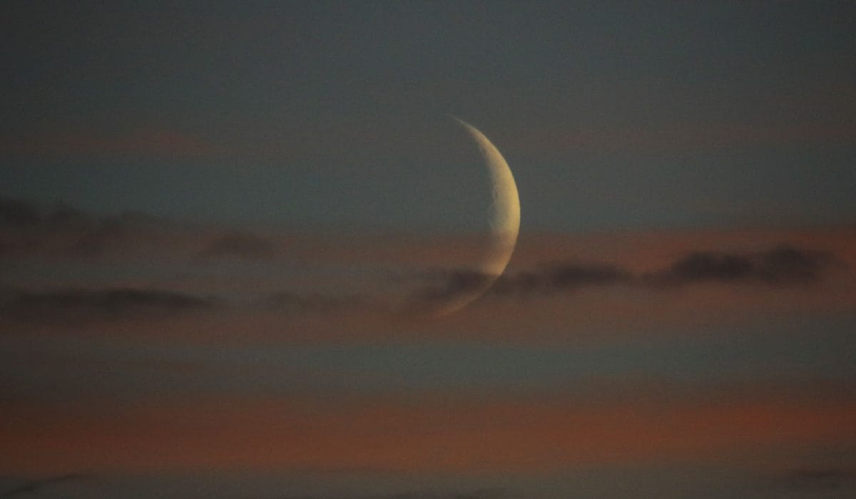 Mlada luna, 14. september 2026