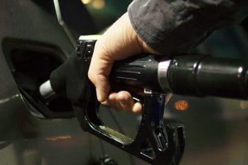 Cene goriva po Evropi zelo različne, preverili smo vse države
