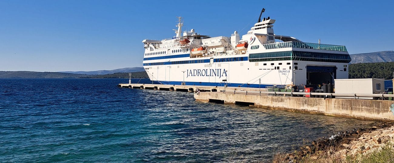 Jadrolinija znova podaljšala prekinitev linij proti Italiji, zdaj vse do 21. oktobra