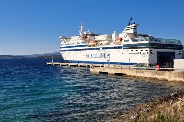 Jadrolinija znova podaljšala prekinitev linij proti Italiji, zdaj vse do 21. oktobra
