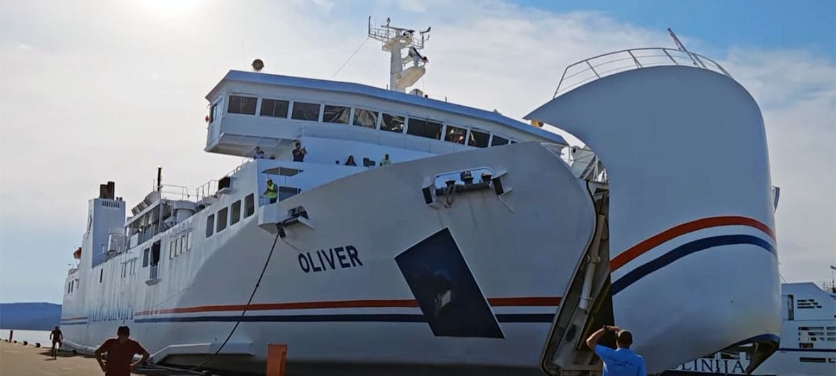 Po zaslugi trajekta Oliver ste na Dugem otoku zdaj skoraj pol ure prej