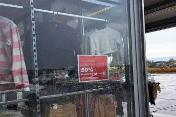 Po Mariboru in Velenju zdaj trgovino Kik zapirajo tudi v Brežicah