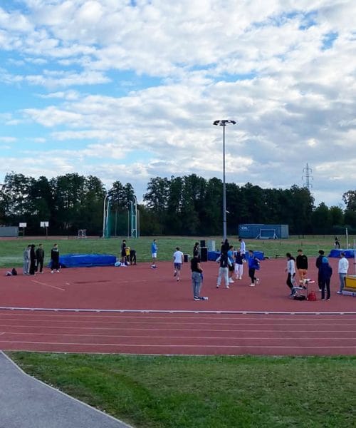 Rekreativni tekači bodo za uporabo atletskega stadiona v Brežicah odslej plačali