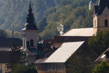 Vas moti dim iz sosedovega dimnika? Niste edini, kažejo rezultati ankete