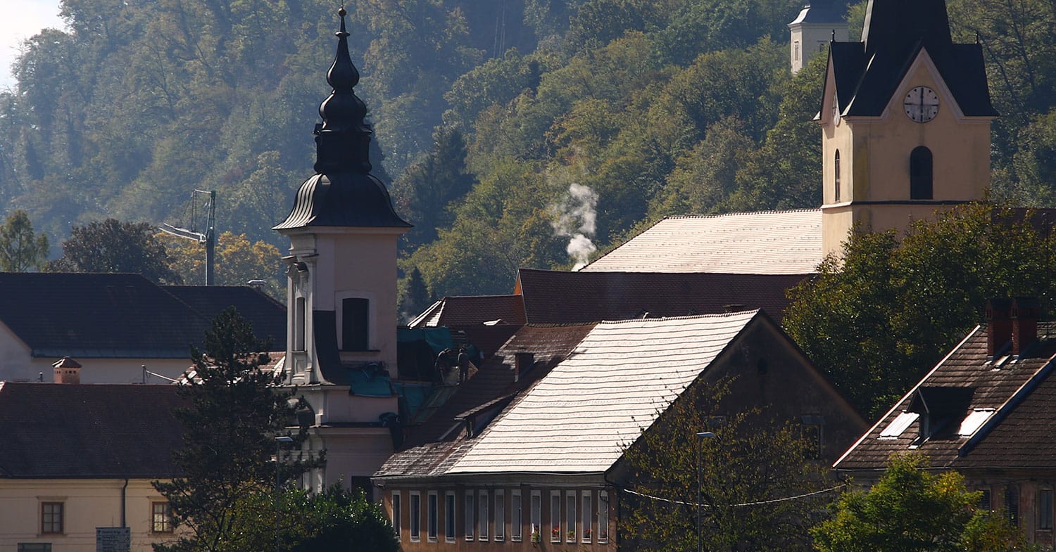 Vas moti dim iz sosedovega dimnika? Niste edini, kažejo rezultati ankete
