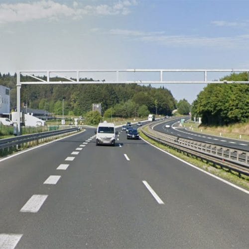 Ponoči med Grosupljem in Ivančno Gorico promet le po enem pasu