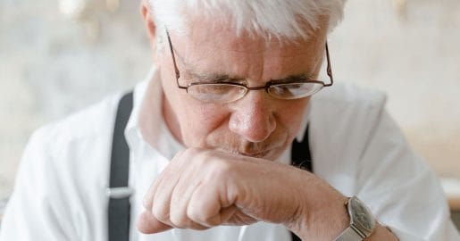 Okužb dihal je vse več, posebej izstopajo otroci in starejši od 65 let