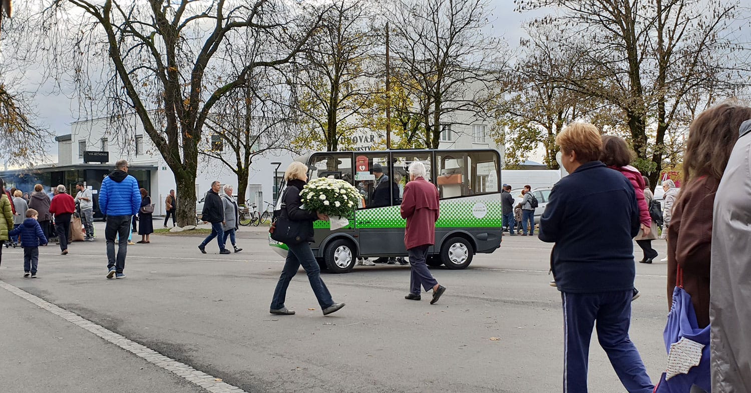 Za 1. november brezplačni avtobusi po Ljubljani, pomembna novost pri vstopanju