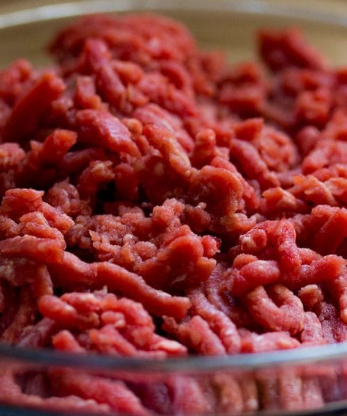 Odpoklic mletega mesa zaradi salmonele: če ste ga zamrznili, ga ne zaužijte