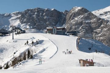 V Nassfeldu pred novo sezono končujejo gradnjo nove šestsedežnice