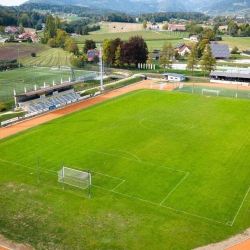 V Slovenskih Konjicah osvetlili nogometni stadion, dela zaključili v nekaj mesecih