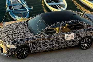 Ob hrvaški obali opazili zamaskiranega BMW-ja