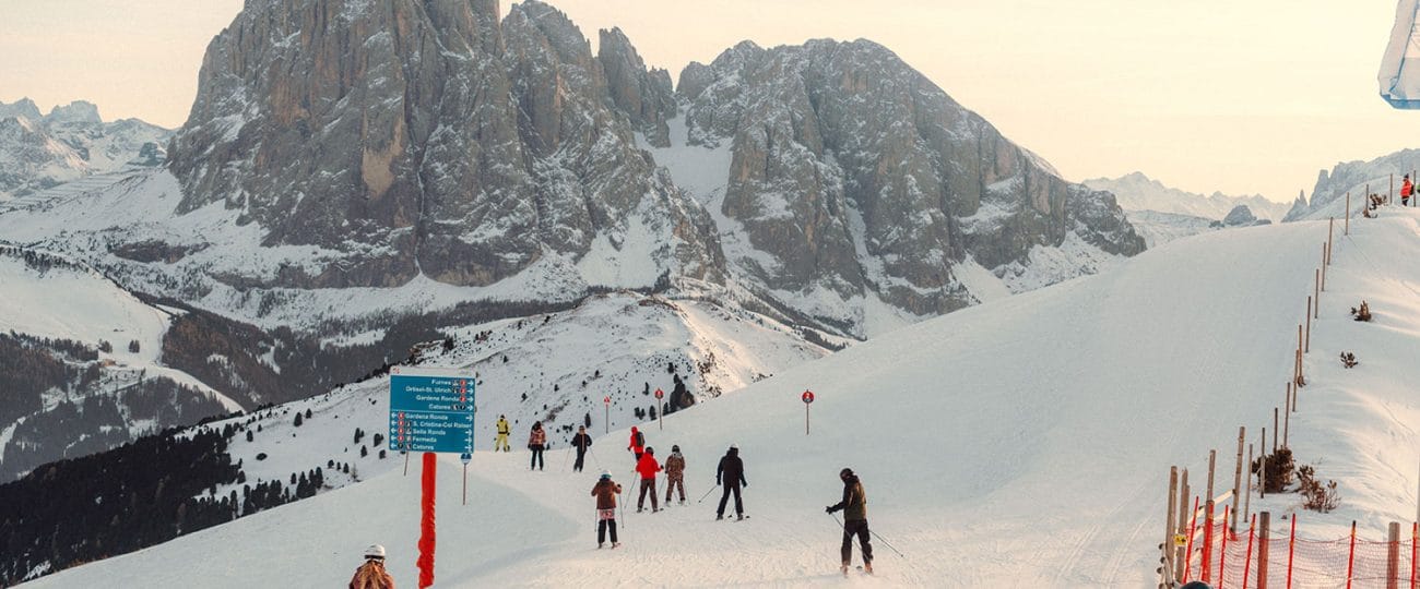 Dolomiti se pripravljajo na novo zimo – kaj bo drugače na italijanskih smučiščih?