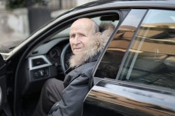 Pri kateri starosti je obvezen zdravniški pregled za podaljšanje vozniškega dovoljenja?