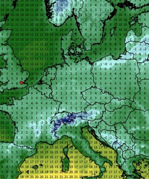 Po sončnih jesenskih dneh bi lahko v novembru sledila občutna ohladitev