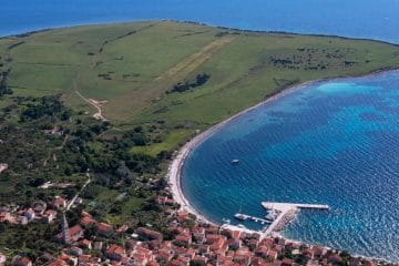 Po 14 letih na hrvaškem otoku Unije znova registrirano letališče